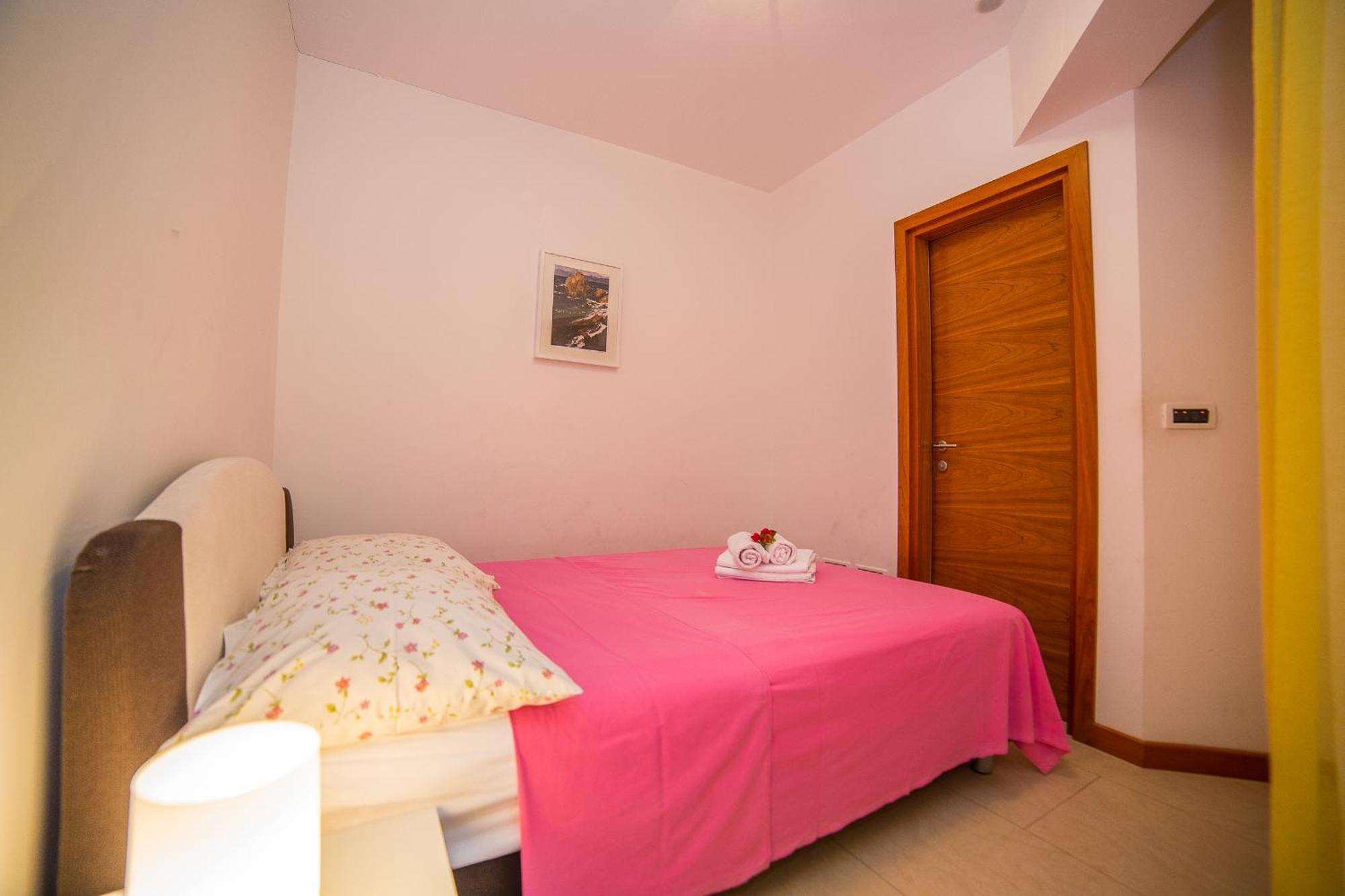 Apartments Milan Makarska Phòng bức ảnh