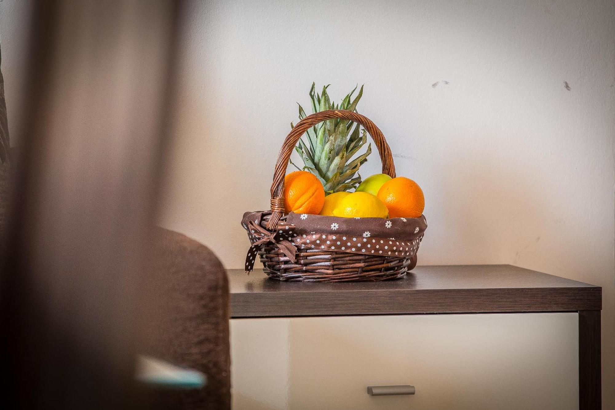 Apartments Milan Makarska Phòng bức ảnh