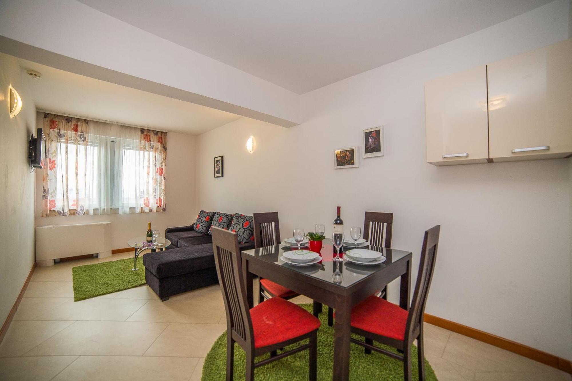 Apartments Milan Makarska Phòng bức ảnh