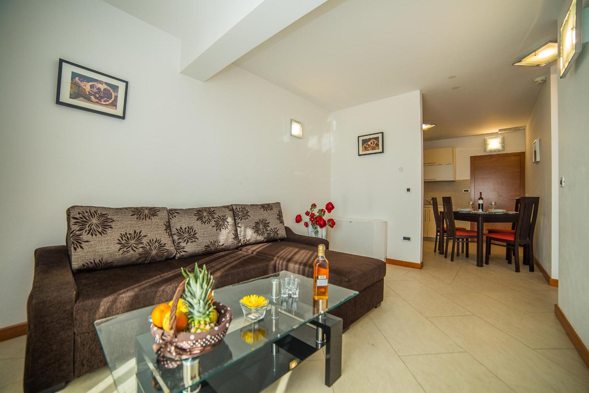 Apartments Milan Makarska Phòng bức ảnh